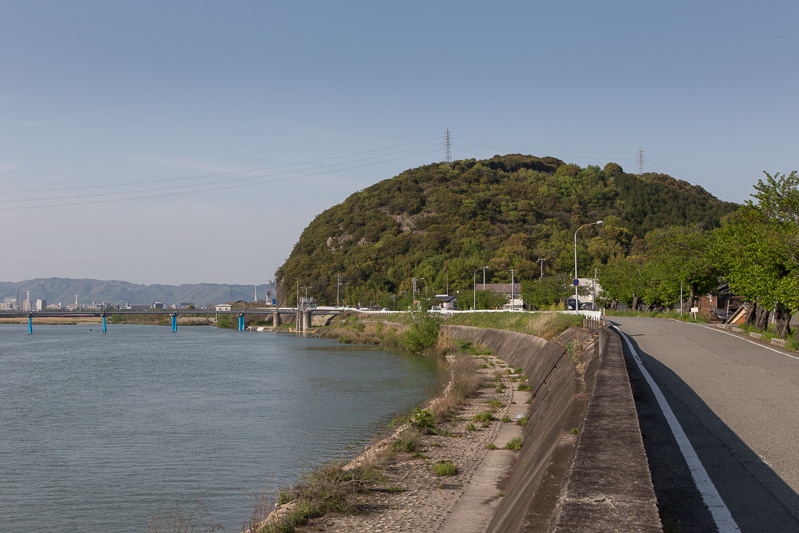 市川から遠景