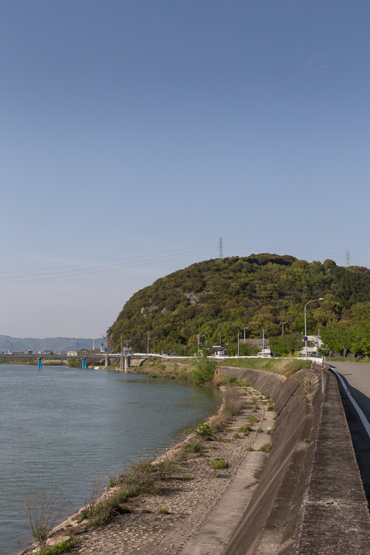 市川から遠景