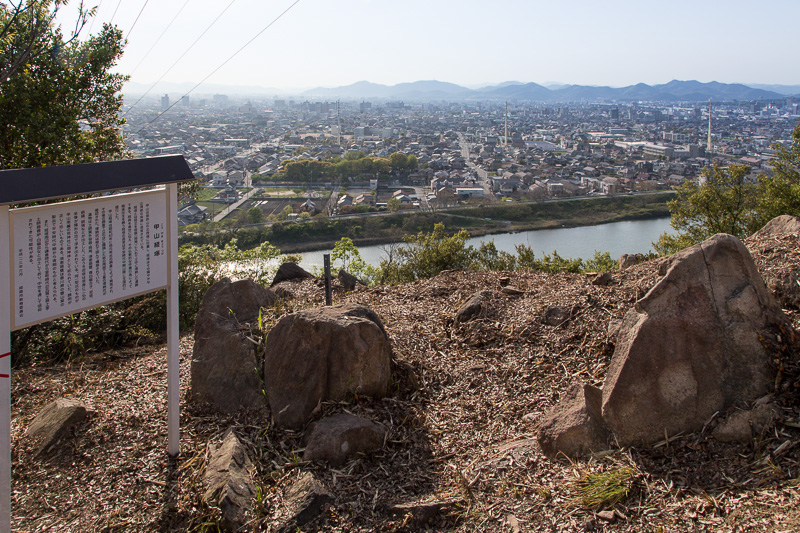 甲山経塚