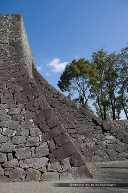 二様の石垣｜高解像度画像サイズ：3328 x 4992 pixels｜写真番号：VJ7Z0942｜撮影：Canon EOS-1Ds Mark II