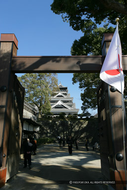 頬当御門｜高解像度画像サイズ：3228 x 4843 pixels｜写真番号：VJ7Z1003｜撮影：Canon EOS-1Ds Mark II