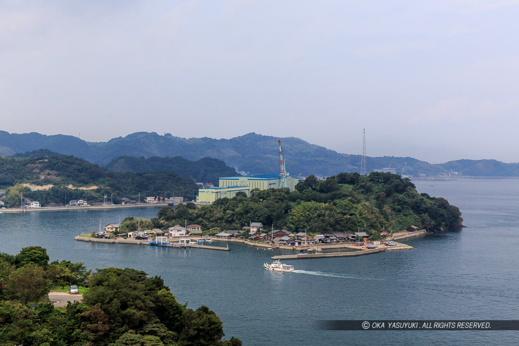 来島城の遠景