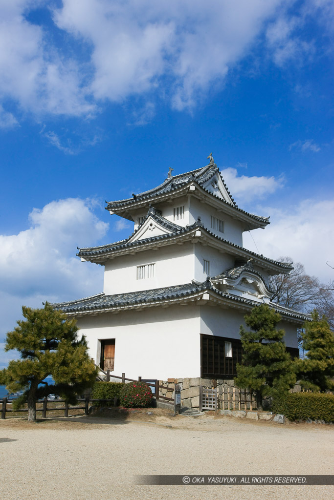 丸亀城天守東南面