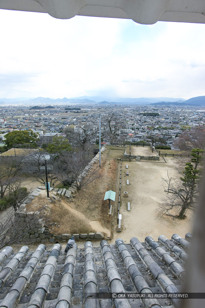 天守より東を望む