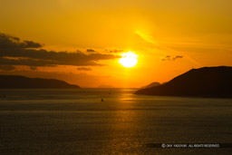 瀬戸内海の夕日｜高解像度画像サイズ：5305 x 3537 pixels｜写真番号：1P3J0883-Edit｜撮影：Canon EOS-1Ds Mark III