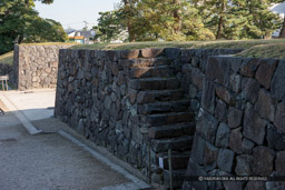 大手門跡｜高解像度画像サイズ：5616 x 3744 pixels｜写真番号：1P3J1560｜撮影：Canon EOS-1Ds Mark III