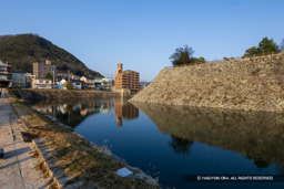 天主台と桜山城（三原城甲の丸） | 高解像度画像サイズ：8192 x 5464 pixels | 写真番号：6F1A3978 | 撮影：Canon EOS R5m2