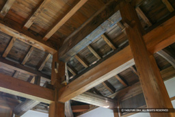 梁に使用された当時の部材 | 高解像度画像サイズ：3072 x 2048 pixels | 写真番号：234-3484_IMG | 撮影：Canon EOS D60