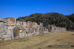 吉川元春館跡の門跡 | 高解像度画像サイズ：7574 x 5052 pixels | 写真番号：6F1A4053 | 撮影：Canon EOS R5m2