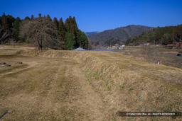 土塁 | 高解像度画像サイズ：8192 x 5464 pixels | 写真番号：6F1A4080 | 撮影：Canon EOS R5m2