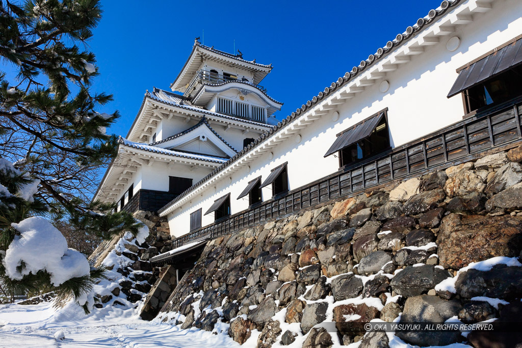 雪の長浜城