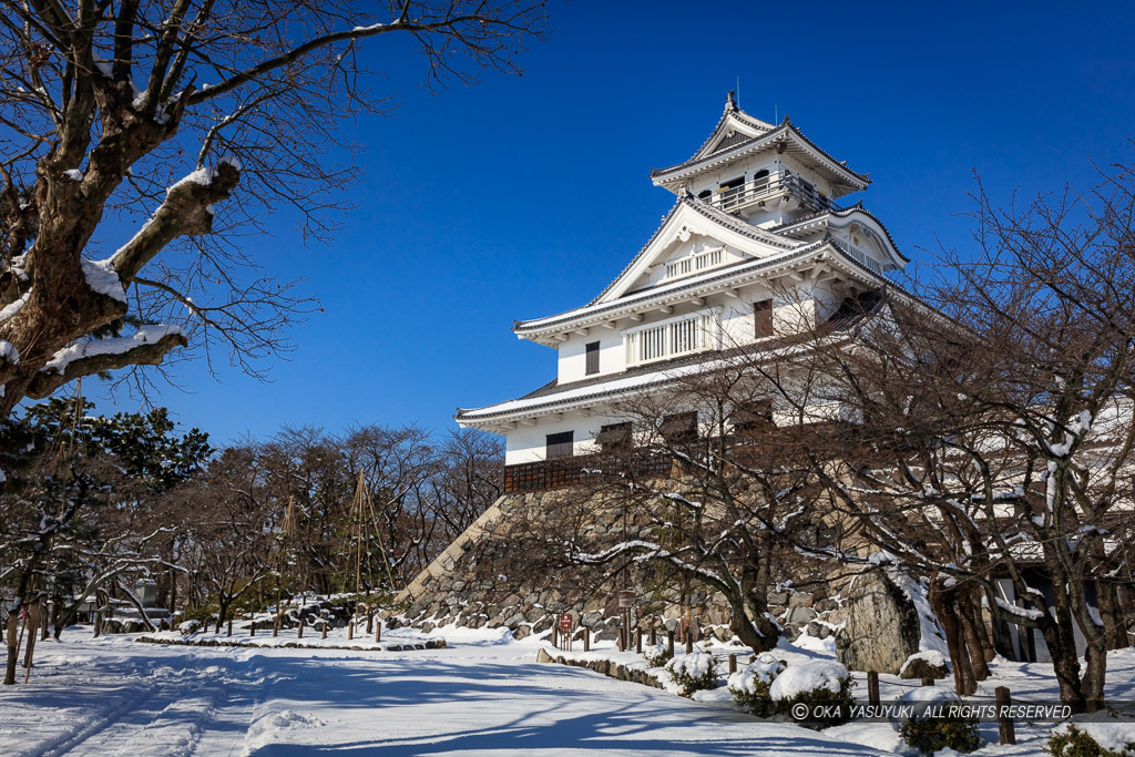 雪の長浜城