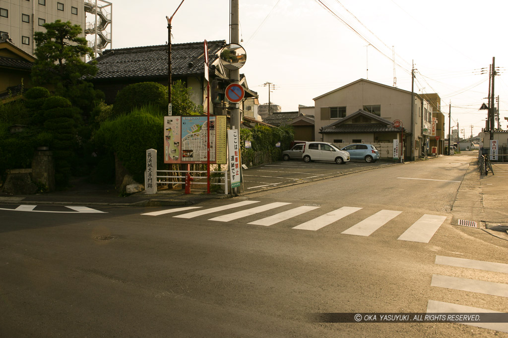 長浜城大手門跡