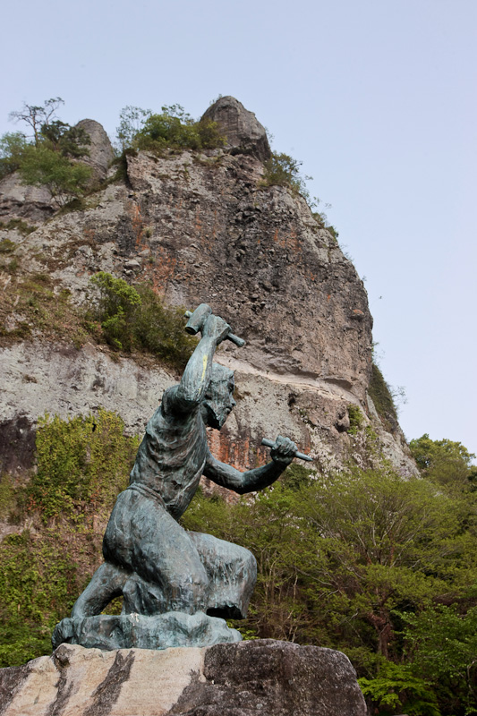 禅海和尚銅像