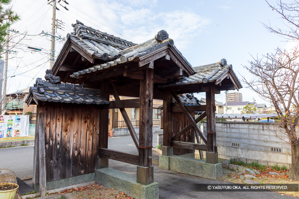 旧大手門（蓮生寺）