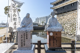 黒田官兵衛(如水)像と正室光姫像 | 高解像度画像サイズ:8192 x 5464 pixels | 写真番号:6F1A4889 | 撮影:Canon EOS R5m2