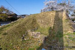 造築された石垣 | 高解像度画像サイズ：8192 x 5464 pixels | 写真番号：6F1A4933 | 撮影：Canon EOS R5m2