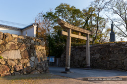 椎木門跡 | 高解像度画像サイズ：5472 x 3648 pixels | 写真番号：IMG_2331 | 撮影：Canon EOS 6D