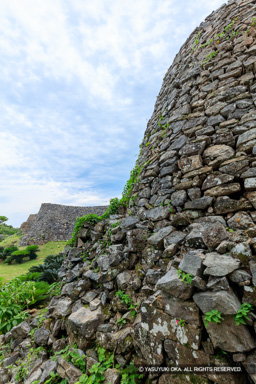 大隅の城壁 | 高解像度画像サイズ：5792 x 8688 pixels | 写真番号：5DSA7321 | 撮影：Canon EOS 5DS