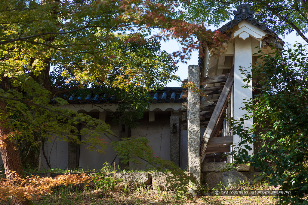 二条城西南隅櫓の続土塀