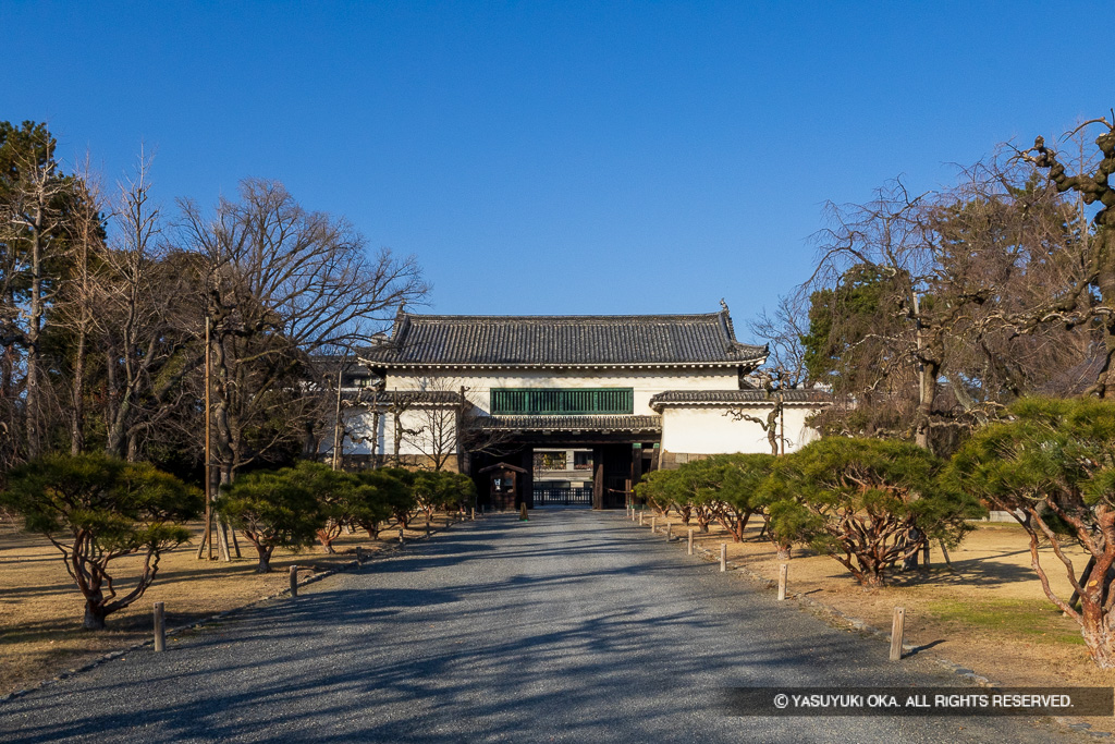北大手門・城内側