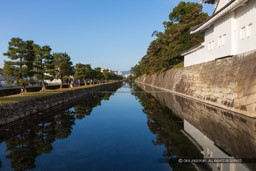 二条城二の丸南面の堀｜高解像度画像サイズ：6427 x 4285 pixels｜写真番号：5D4A3462｜撮影：Canon EOS 5D Mark IV