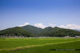 大嶽・小谷城遠景｜高解像度画像サイズ：5461 x 3641 pixels｜写真番号：1P3J7149｜撮影：Canon EOS-1Ds Mark III