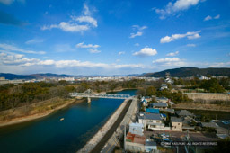 旭川と岡山城｜高解像度画像サイズ：4064 x 2704 pixels｜写真番号：100-9930S53B｜撮影：Canon EOS-1DS