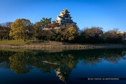 旭川から岡山城天守・秋｜高解像度画像サイズ：8688 x 5792 pixels｜写真番号：5DSA2793｜撮影：Canon EOS 5DS