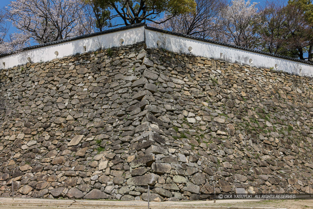 岡山城本段石垣