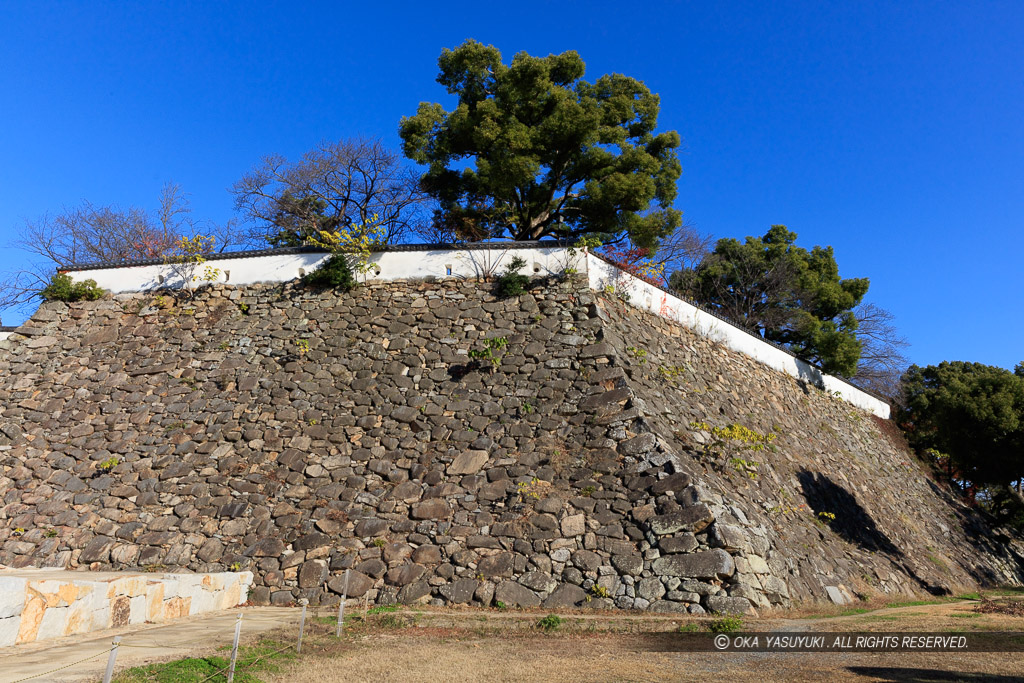 岡山城本段石垣