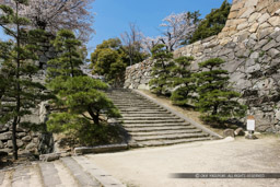 岡山城の鉄門虎口｜高解像度画像サイズ：5393 x 3595 pixels｜写真番号：1P3J0784｜撮影：Canon EOS-1Ds Mark III