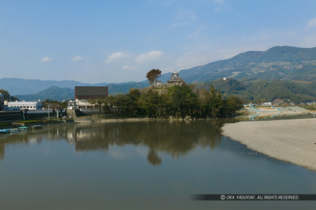 大洲城遠景・肘川