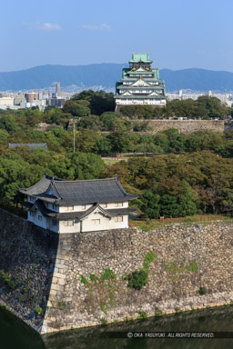 北西から望む大阪城天守閣｜高解像度画像サイズ：3410 x 5115 pixels｜写真番号：1DX_8922｜撮影：Canon EOS-1D X