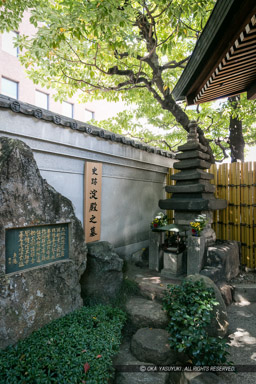 淀君の墓・太融寺｜高解像度画像サイズ：4320 x 6480 pixels｜写真番号：5DSA1433｜撮影：Canon EOS 5DS