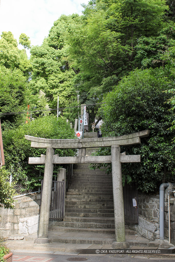 安居神社