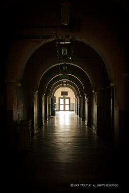 旧第四師団司令部庁舎|高解像度画像サイズ:3744 x 5616 pixels|写真番号:1P3J1263|撮影:Canon EOS-1Ds Mark III