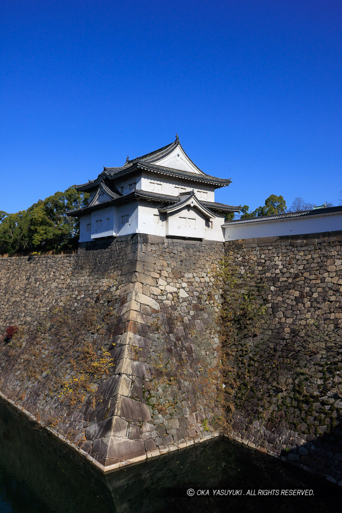 大阪城千貫櫓・縦アングル