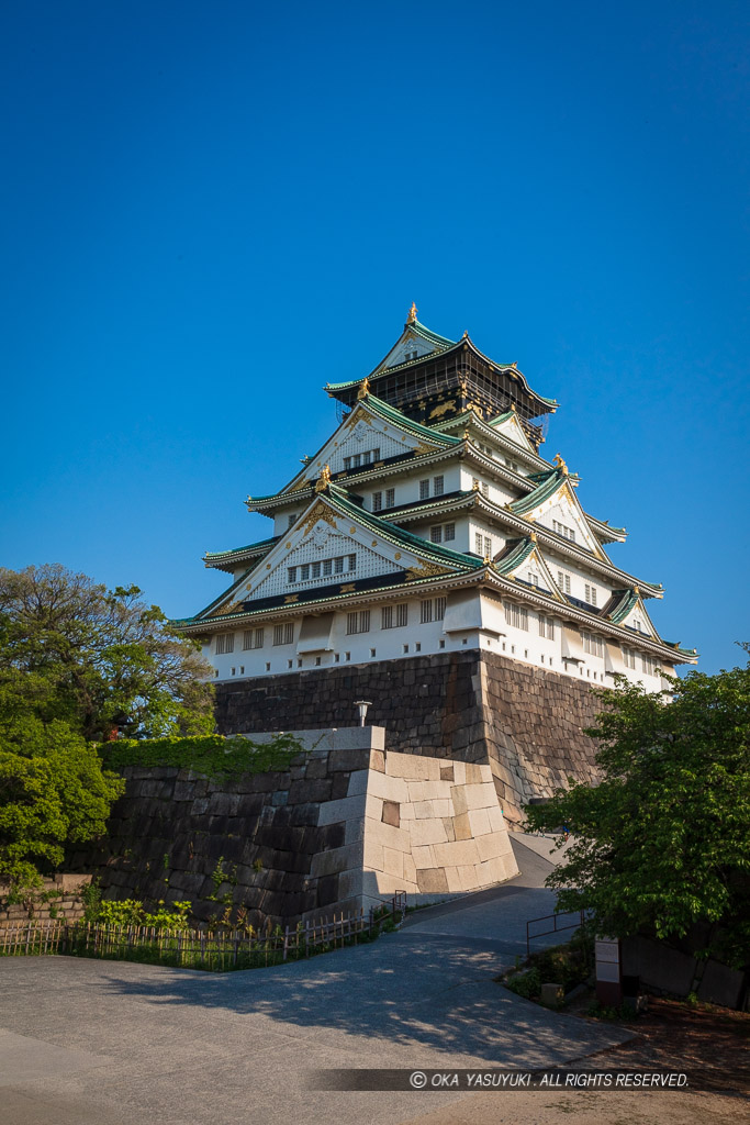 大阪城天守閣と姫門跡