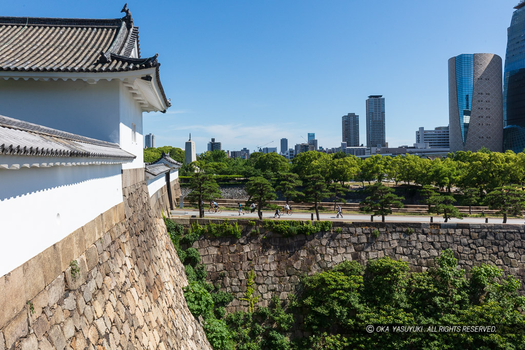 千貫櫓から見た大手土橋