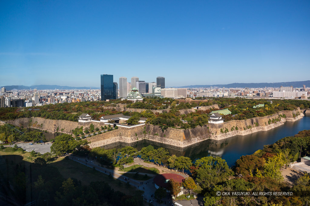 大阪歴史博物館から見る大阪城