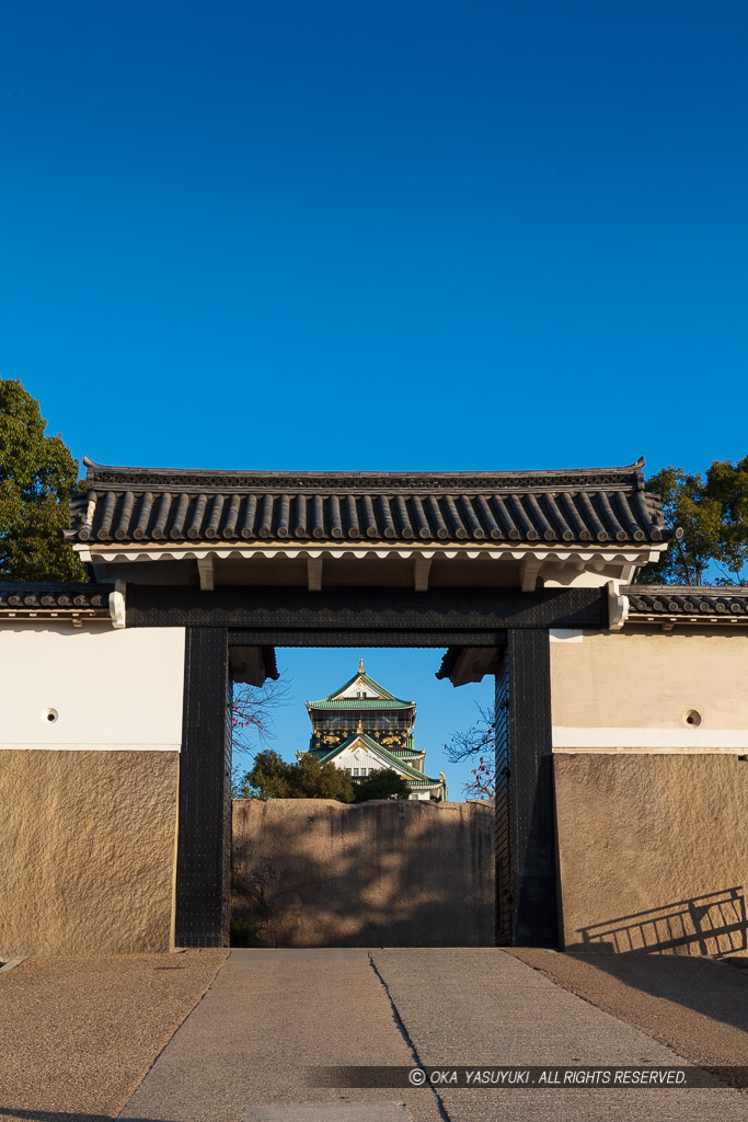 大阪城桜門