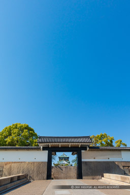 大阪城桜門｜高解像度画像サイズ：5385 x 8077 pixels｜写真番号：5DSA1570｜撮影：Canon EOS 5DS