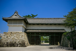 佐賀城 鯱の門・続櫓 | 高解像度画像サイズ：4893 x 3262 pixels | 写真番号：VJ7Z2396 | 撮影：Canon EOS-1Ds Mark II