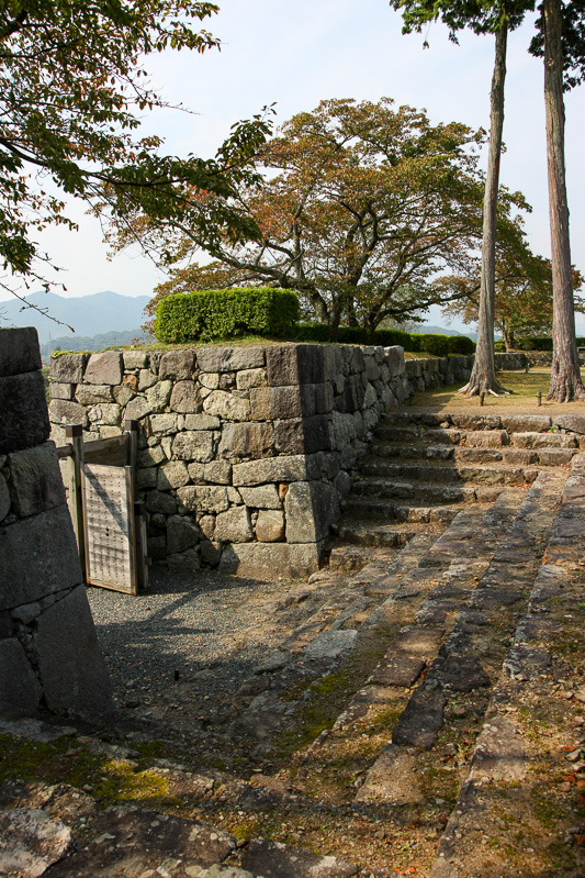 二の丸埋門