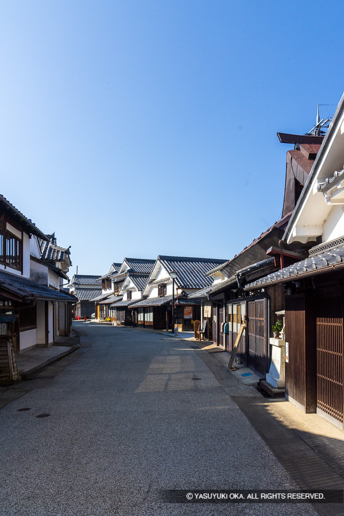 河原町妻入商家群