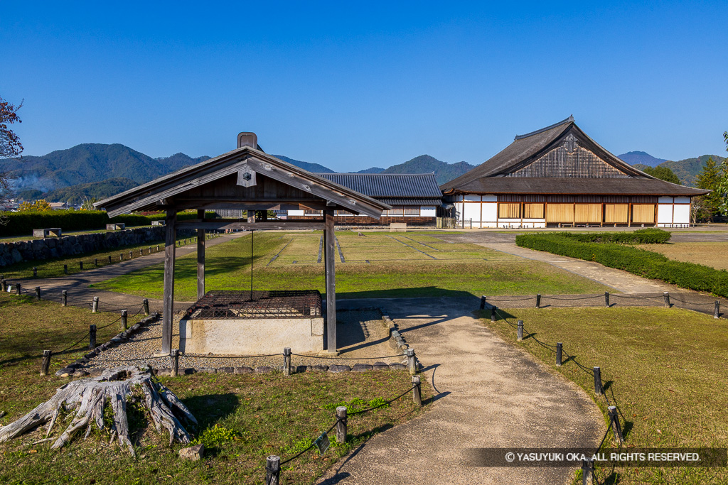 二の丸井戸と大書院