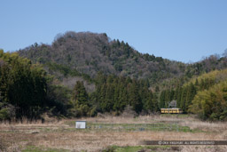 佐和山城と近江鉄道｜高解像度画像サイズ：5339 x 3560 pixels｜写真番号：1P3J4229｜撮影：Canon EOS-1Ds Mark III