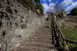 鐘ノ丸石垣と駐車場からの階段｜高解像度画像サイズ：8192 x 5464 pixels｜写真番号：344A6209｜撮影：Canon EOS R5