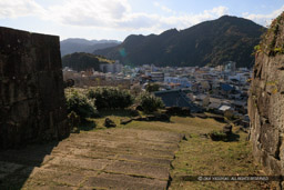 大手道と松ノ丸虎口｜高解像度画像サイズ：8192 x 5464 pixels｜写真番号：344A6361｜撮影：Canon EOS R5